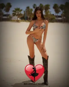 Alana — photo 2