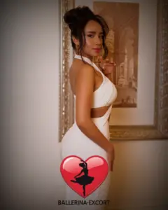 Amina — photo 3