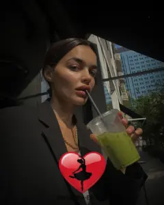 Angela — photo 3