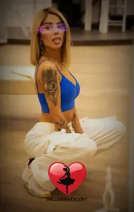 Angela — photo 2