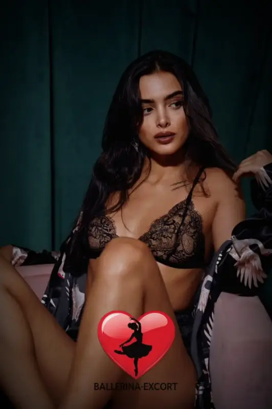 Ava