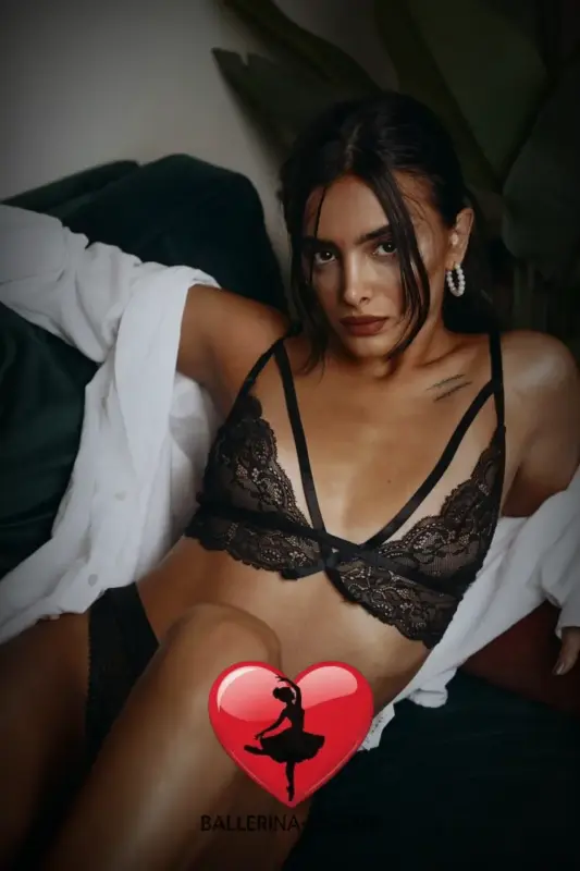 Ava