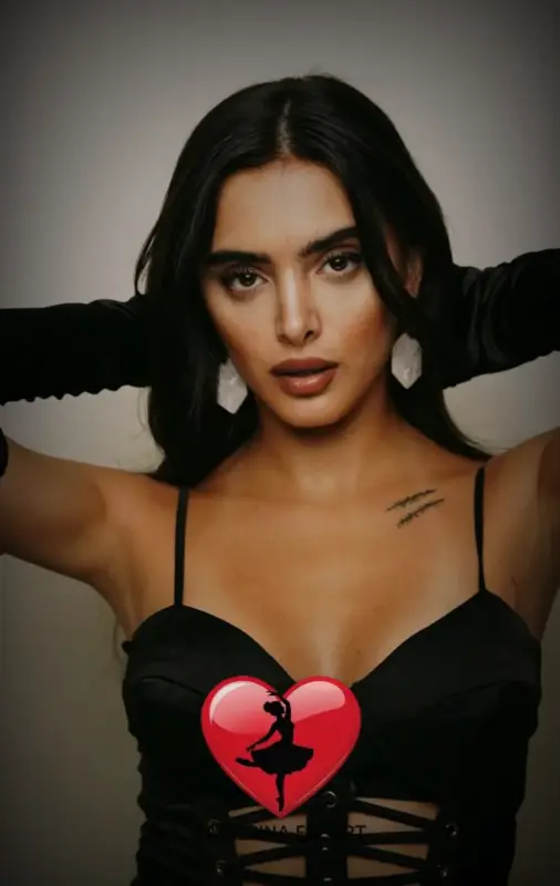 Ava