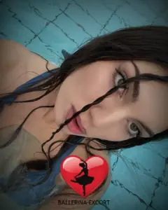 Brooke — photo 3