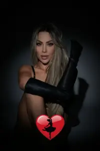 Dana — photo 3