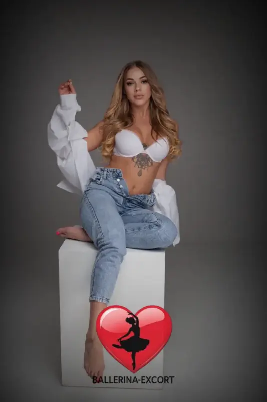 Di