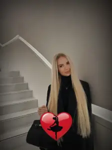 Elena — photo 2