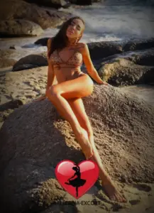 Elizabeth — photo 4
