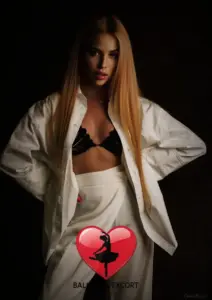 Elly — photo 4
