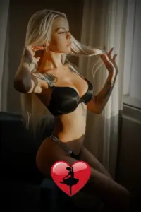 Julia — photo 4