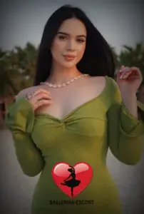 Julia — photo 4