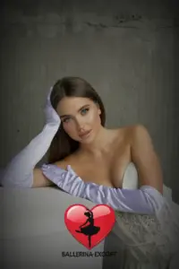 Karina — photo 3