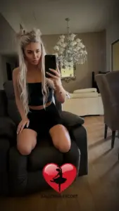 Karolina — photo 2
