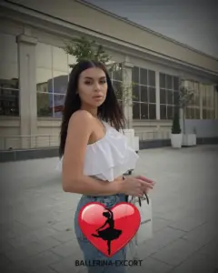Kayla — photo 2