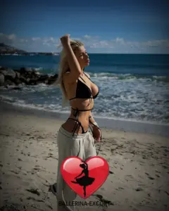 Kerri — photo 3