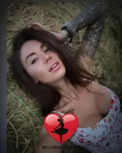 Laura — photo 4