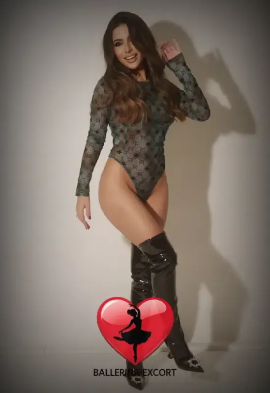 Lora