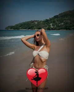 Mackenzie — photo 4