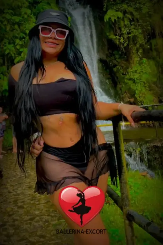 Mia