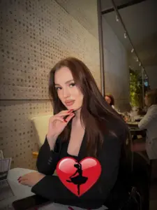 Molli — photo 3