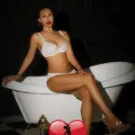 Mona