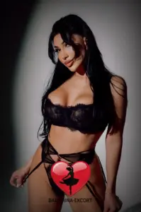 Naomi — photo 3
