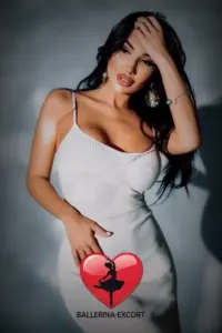 Naomi — photo 2