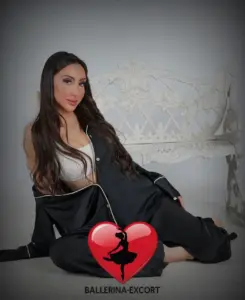 Sarah — photo 2