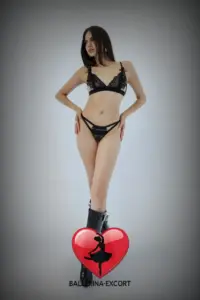 Sarah — photo 3