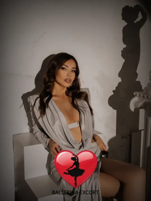Simona